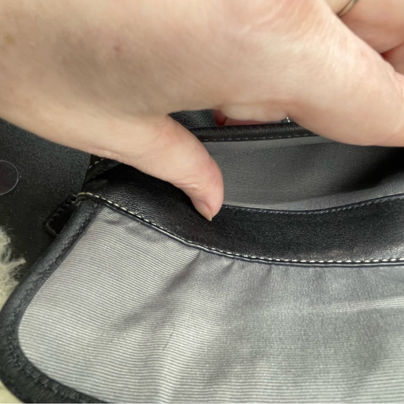 Coach Black Leather Women's Wristlet - Picture 6 of 6